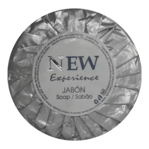 La pastilla de jabón de manzana y canela es un producto especialmente diseñado para hoteles y alojamientos que buscan ofrecer a sus huéspedes una experiencia única y memorable.