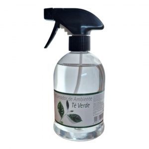 Ambientador concentrado AROMA TE VERDE en formato de 500 ml, perfumara tu ambiente prolongando el efecto de frescor durante muchas horas. Además por su alto contenido en alcoholes higieniza y desodoriza, para tu hogar o para tu negocio.