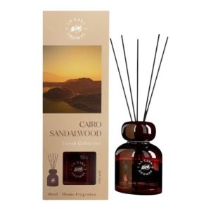 Ambientador Mikado Asevi Cairo
El ambientador Mikado Asevi Cairo es una fragancia única que captura la esencia de las dunas del desierto y el entorno inspirador de las casas hechas de madera.